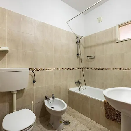 Brites Nº1 Apartamento *
